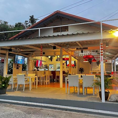 Elephant Sports Bar And Accommodation Phuket Dış mekan fotoğraf