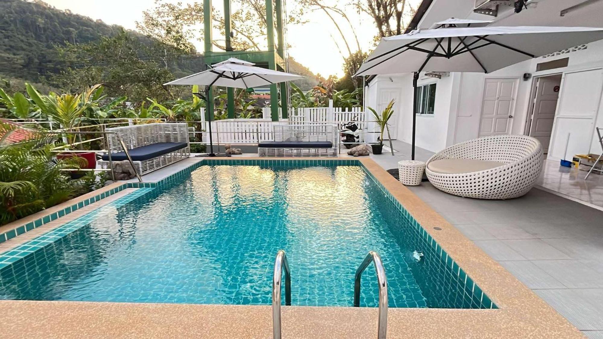 Elephant Sports Bar And Accommodation Phuket Dış mekan fotoğraf